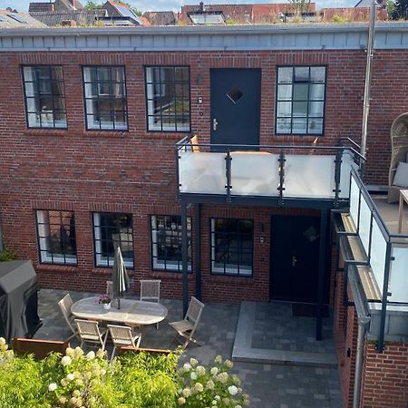 Loftwohnung 2 Simmerdeis An Der Gracht Friedrichstadt Luaran gambar