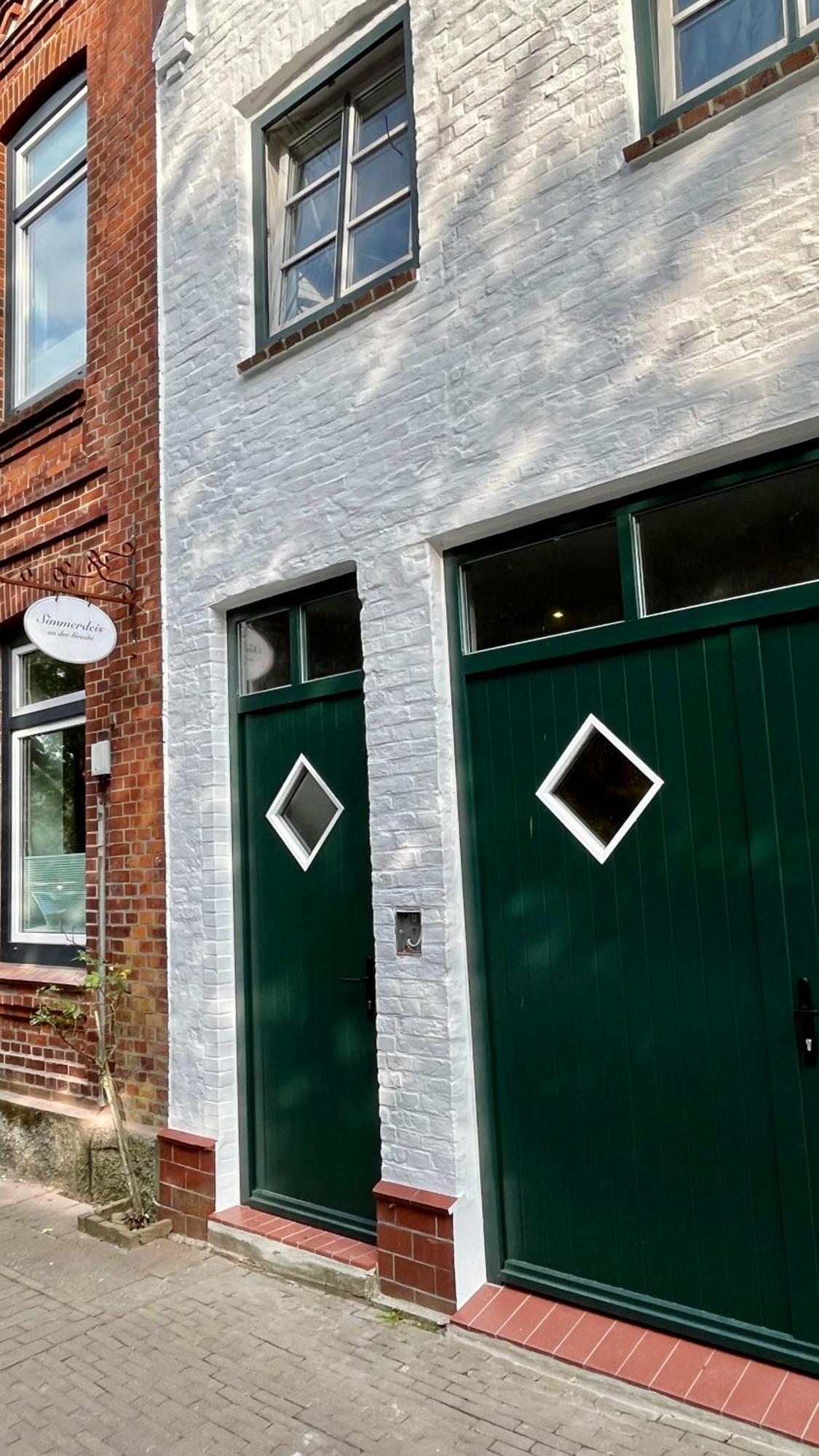 Loftwohnung 2 Simmerdeis An Der Gracht Friedrichstadt Luaran gambar