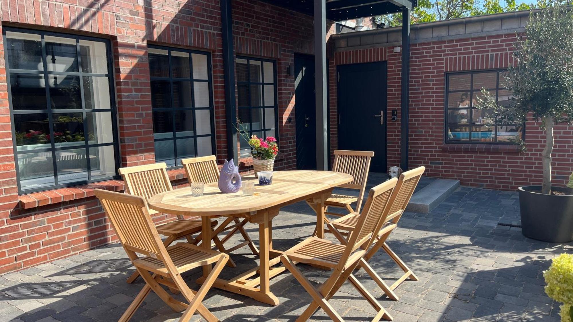 Loftwohnung 2 Simmerdeis An Der Gracht Friedrichstadt Luaran gambar