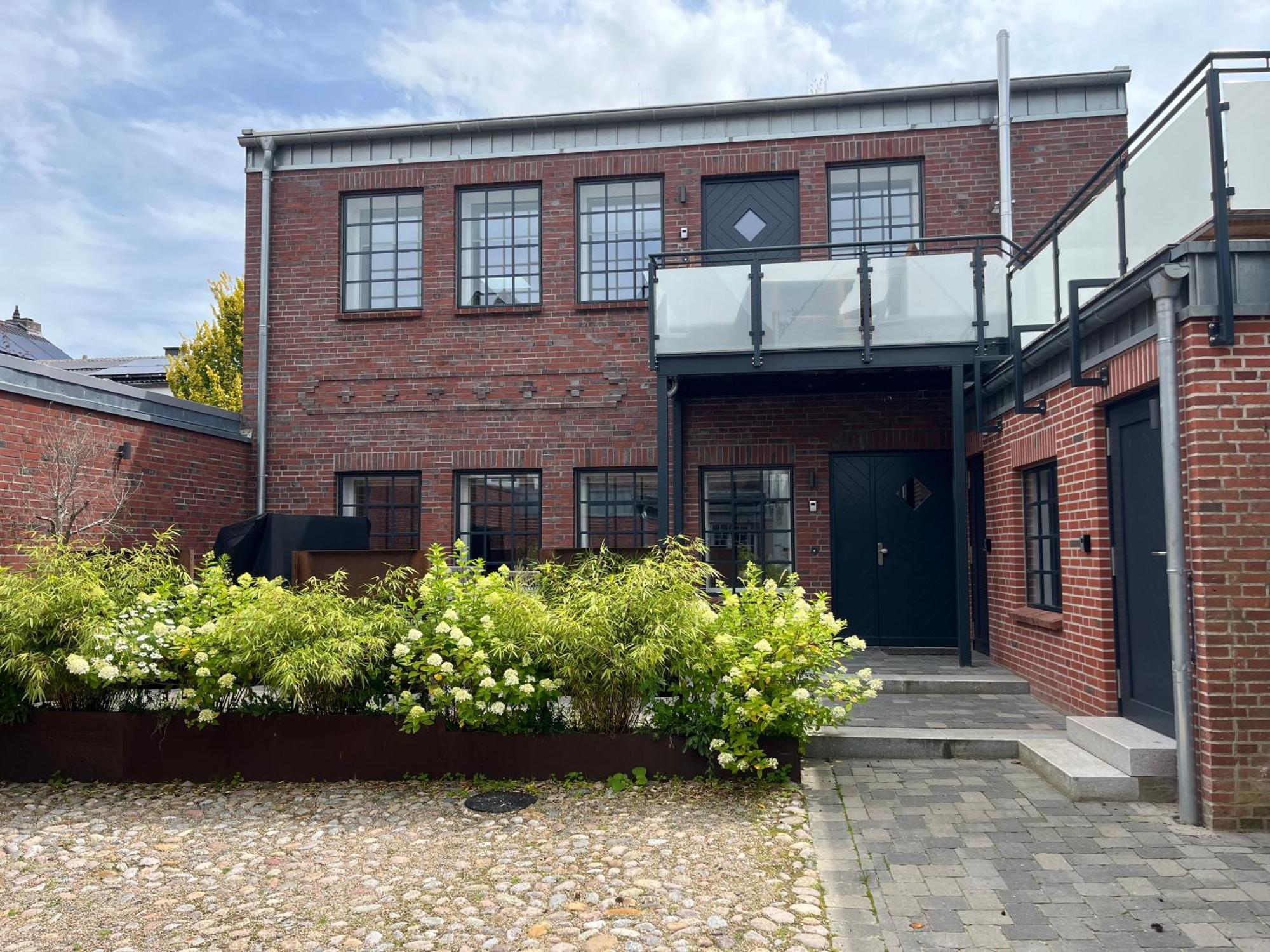 Loftwohnung 2 Simmerdeis An Der Gracht Friedrichstadt Luaran gambar